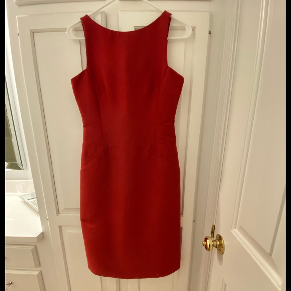 MaxAzria HOST PICK!!! size 4 Lovely! - Picture 1 of 6